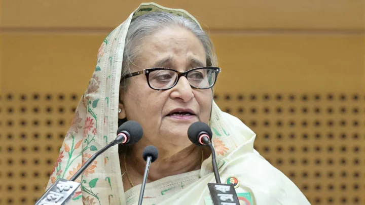 বাংলাদেশী পণ্যের নতুন বাজার খোঁজার আহ্বান প্রধানমন্ত্রীর