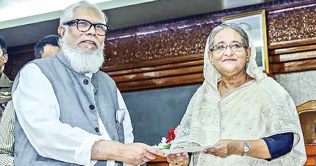 শেখ হাসিনার বিমানেই দেশ ছাড়েন সালমান এফ রহমান